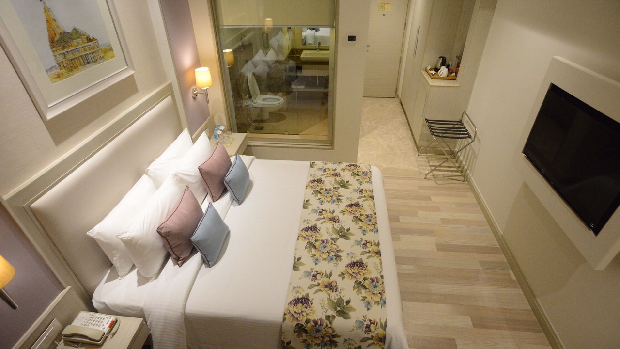 Photo of Bedroom in Bhavnagar