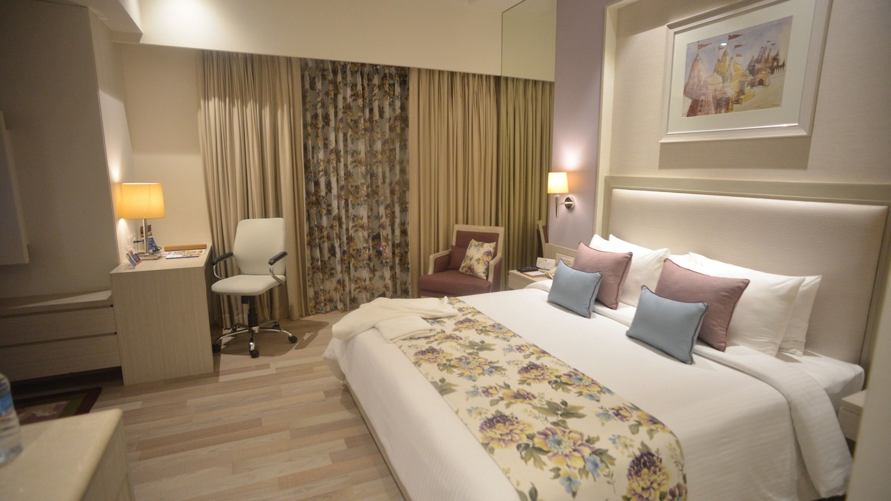 Photo of Bedroom in Bhavnagar