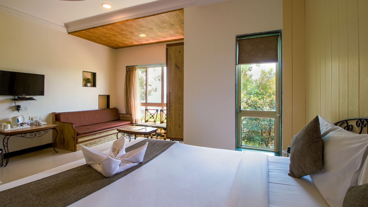 Photo of Bedroom in Mahabaleshwar