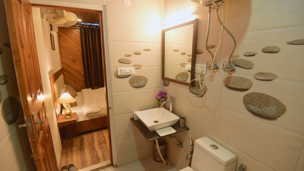 Photo of Bathroom in Simsa Village