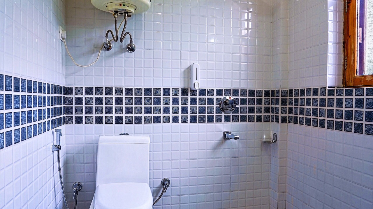 Photo of Bathroom in Aleo