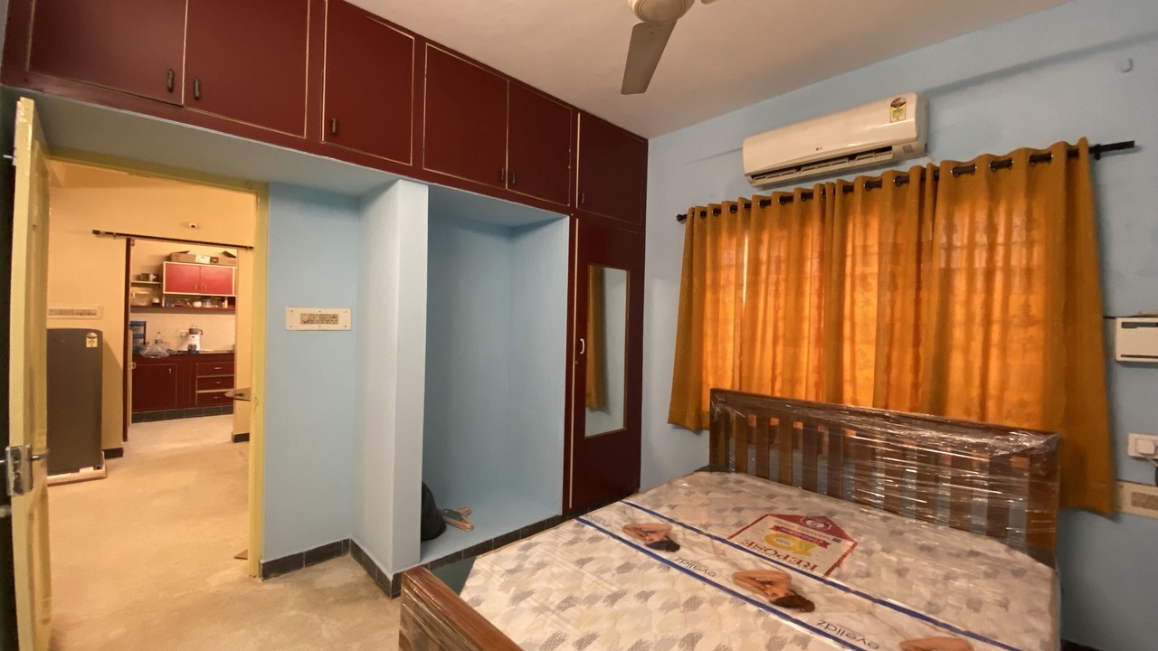 Photo of Bedroom in Taramani