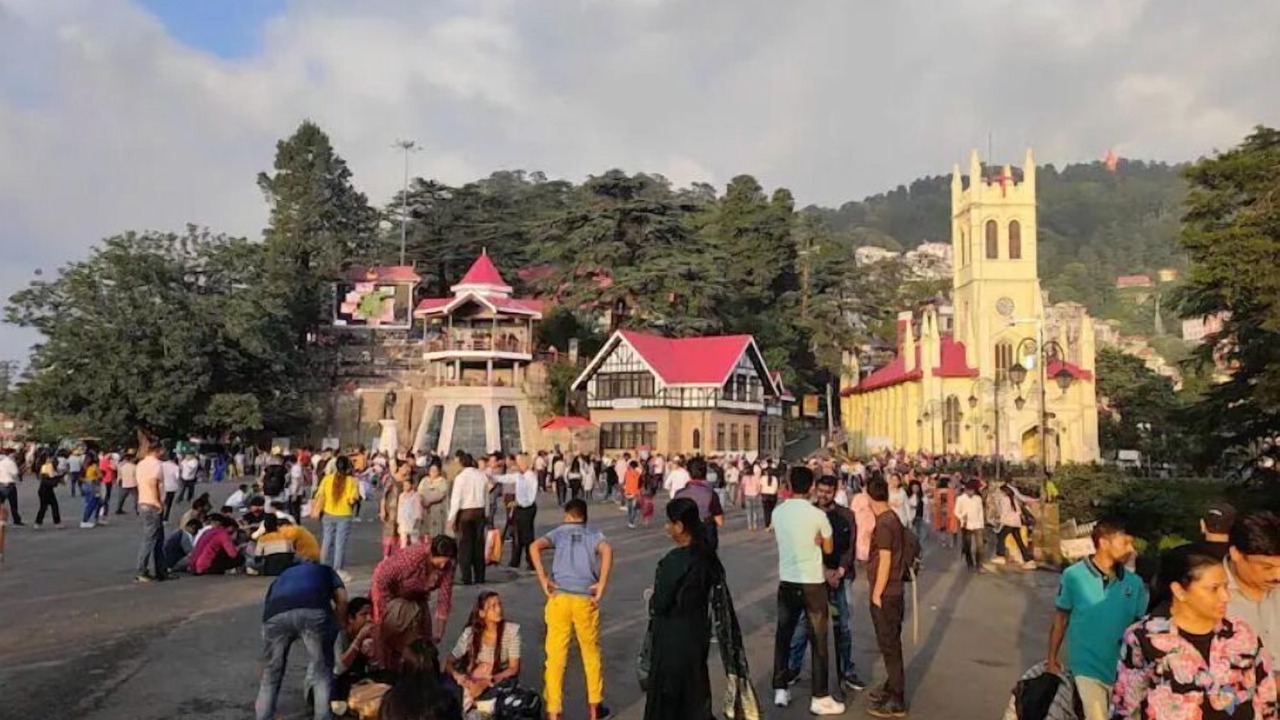 Photo of Others in Shoghi