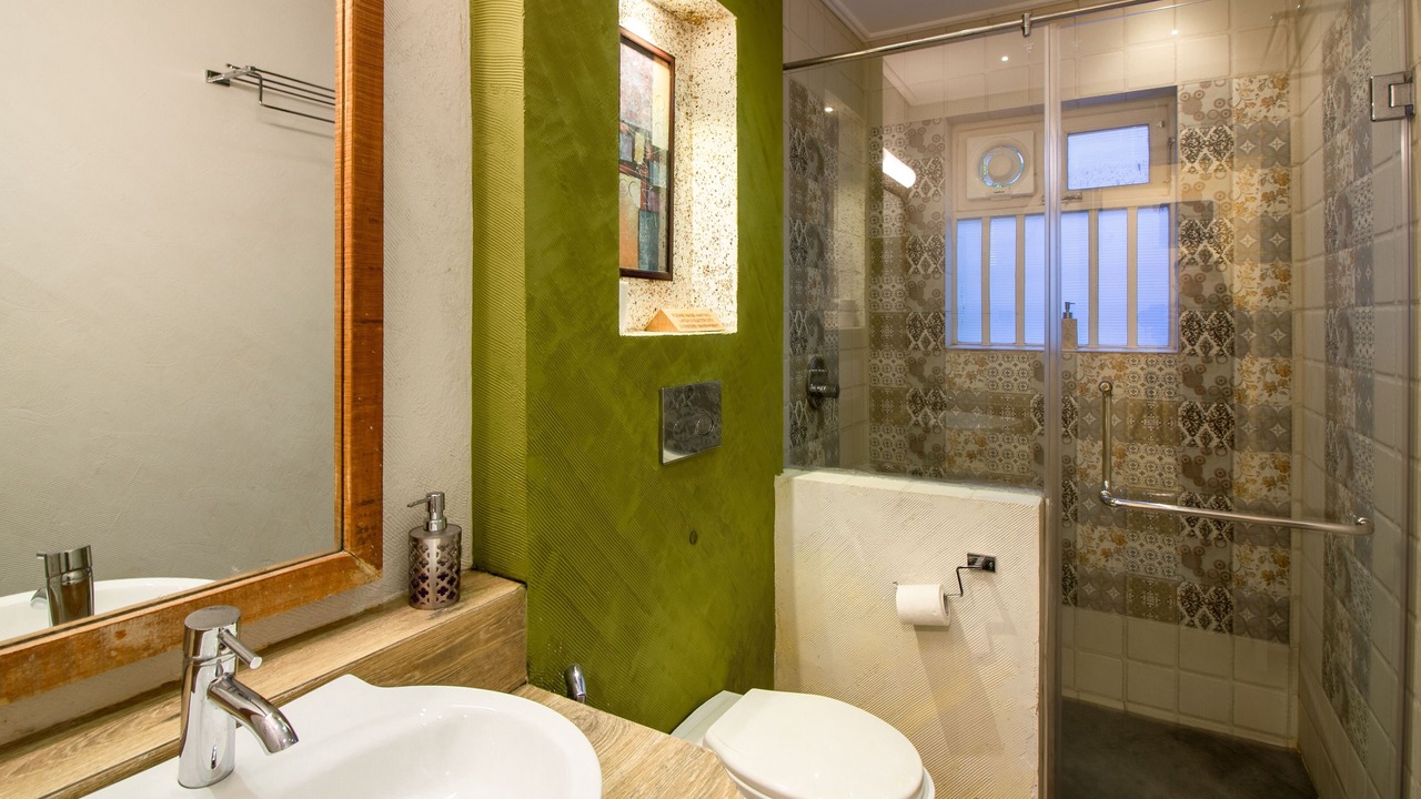 Photo of Bathroom in Calangute