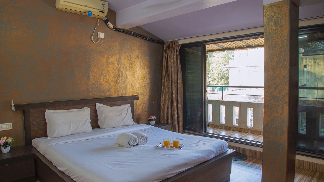 Photo of Bedroom in Khatri Park Housing Society
