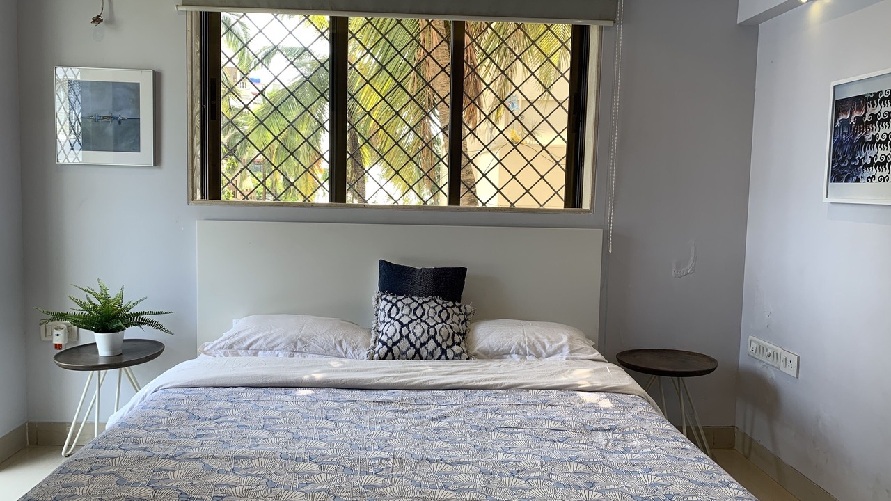 Photo of Bedroom in Prabhadevi