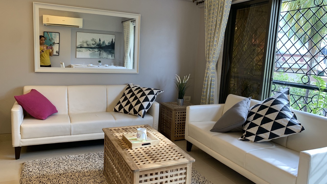 Photo of Livingroom in Prabhadevi