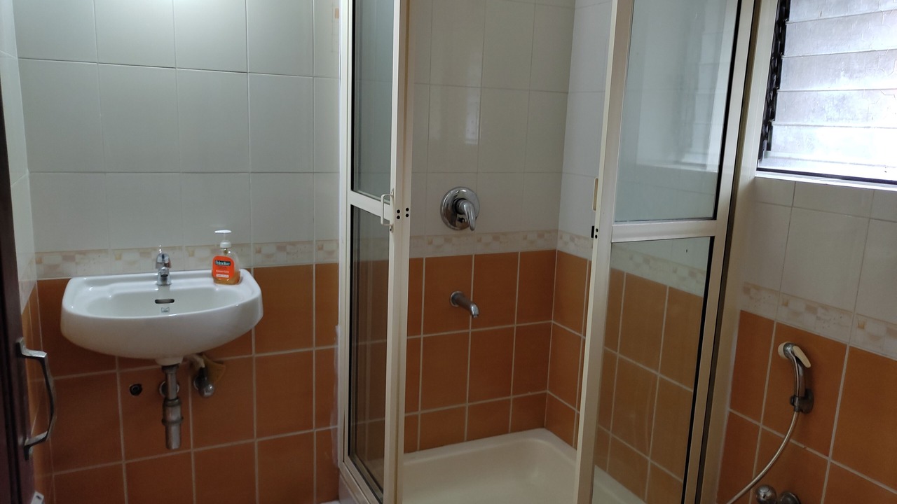 Photo of Bathroom in Fatona