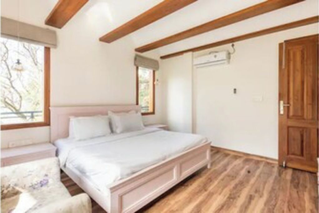 Photo of Bedroom in Kasauli