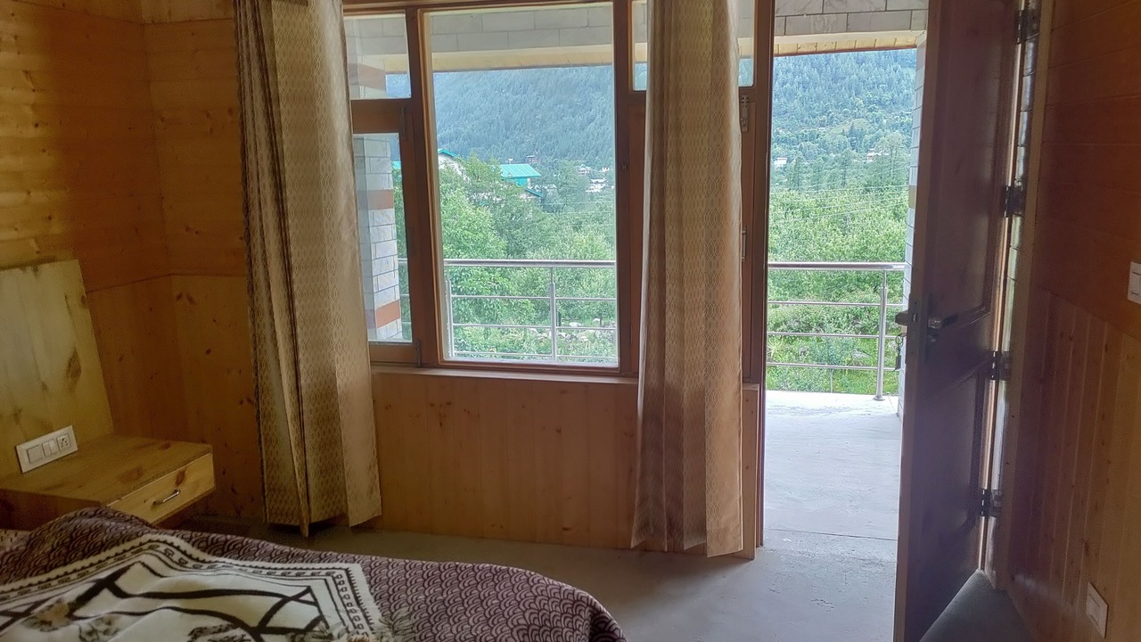 Photo of Bedroom in Manali
