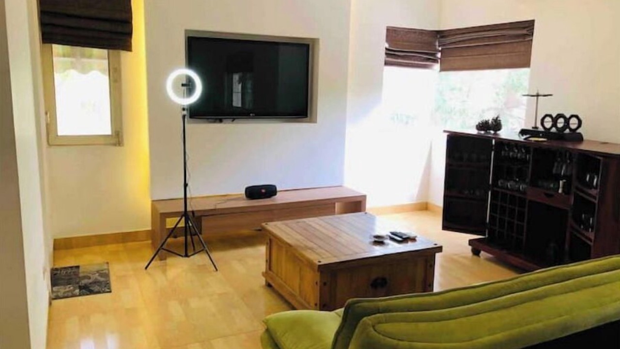 Photo of Livingroom in Sainik Farm