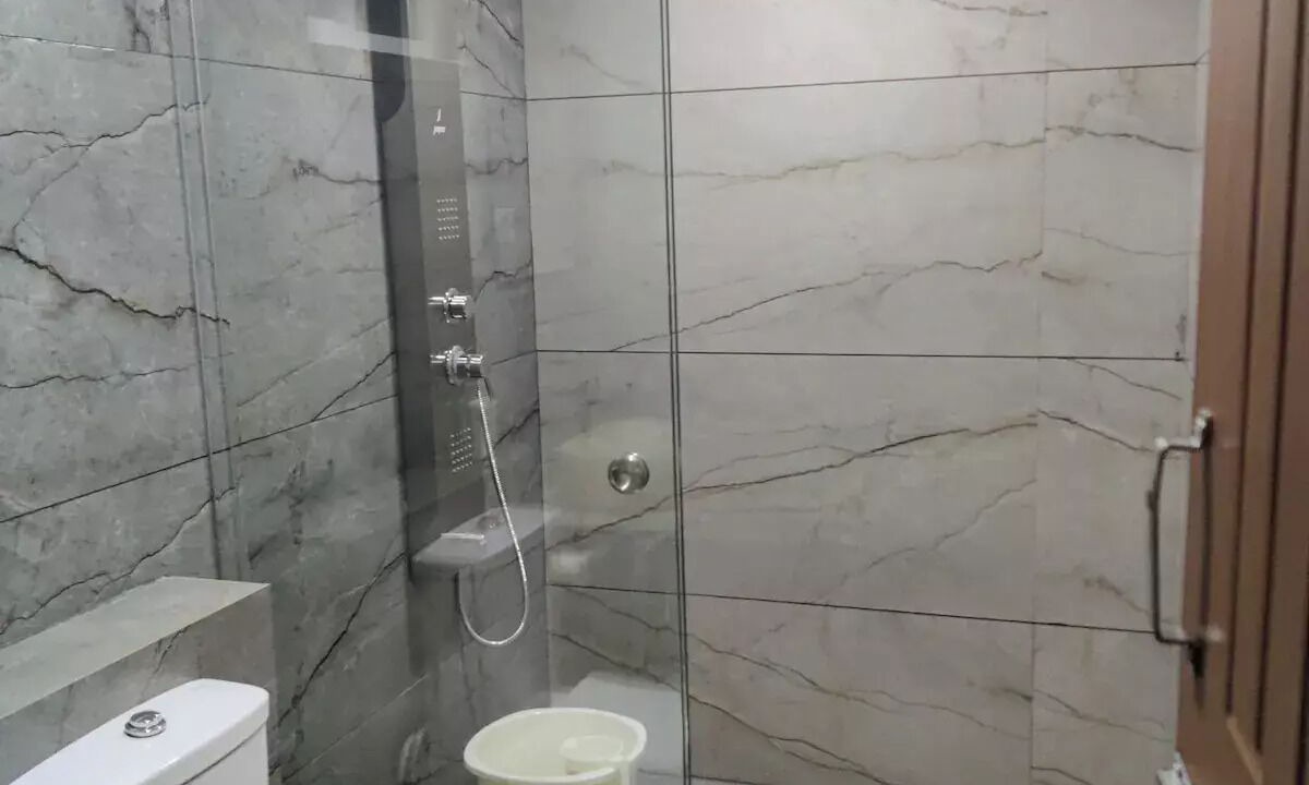 Photo of Bathroom in Heggadadevankote