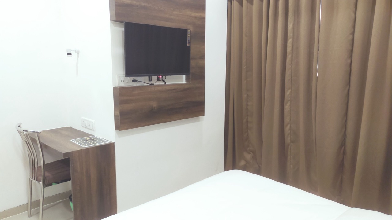 Photo of Bedroom in Marol
