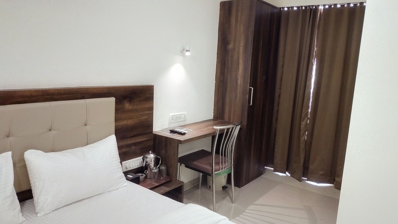 Photo of Bedroom in Marol