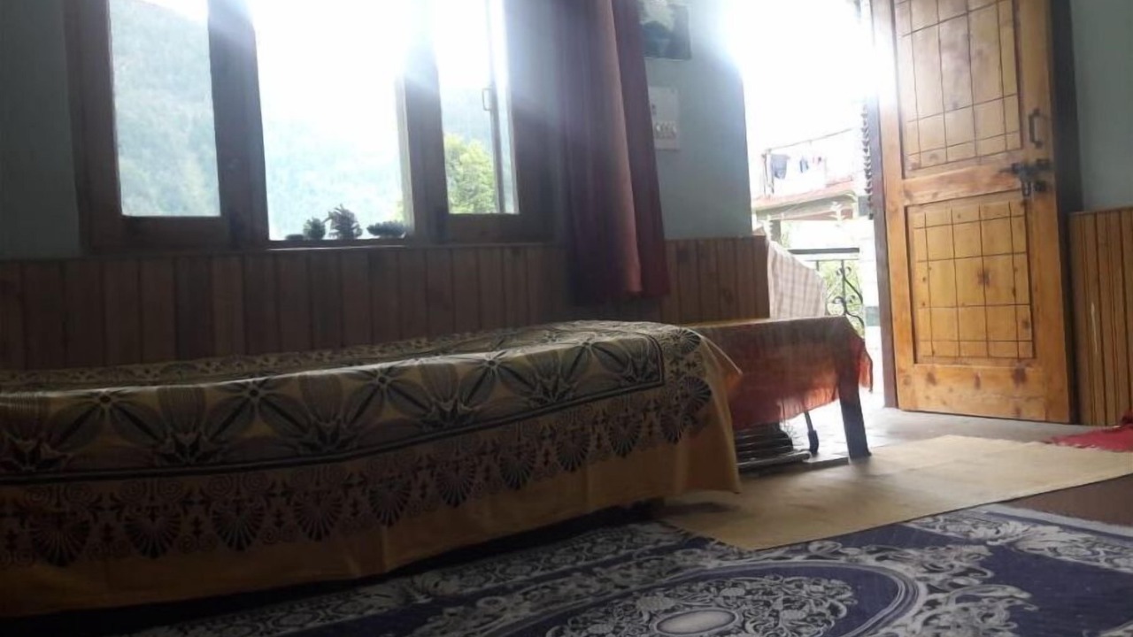 Photo of Bedroom in New Manali