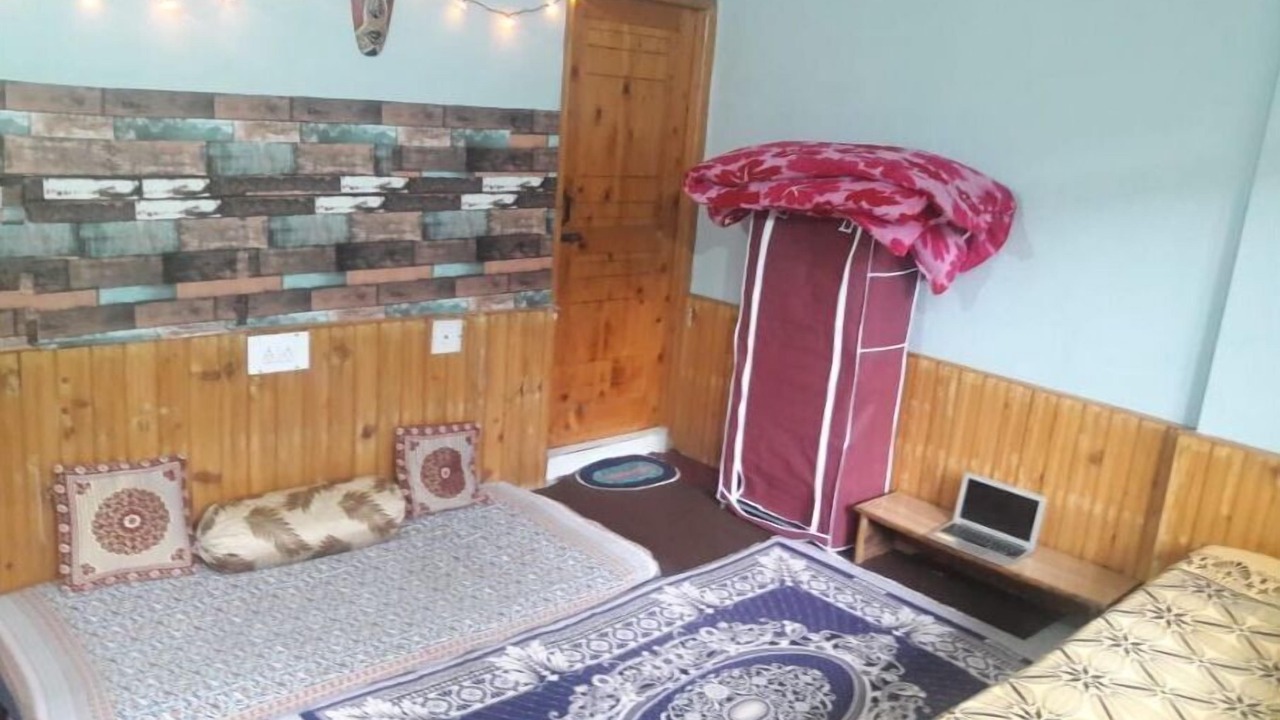 Photo of Bedroom in New Manali