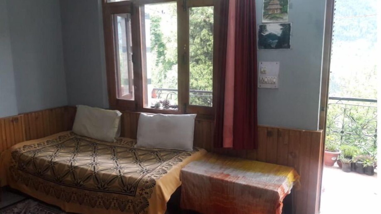 Photo of Bedroom in New Manali