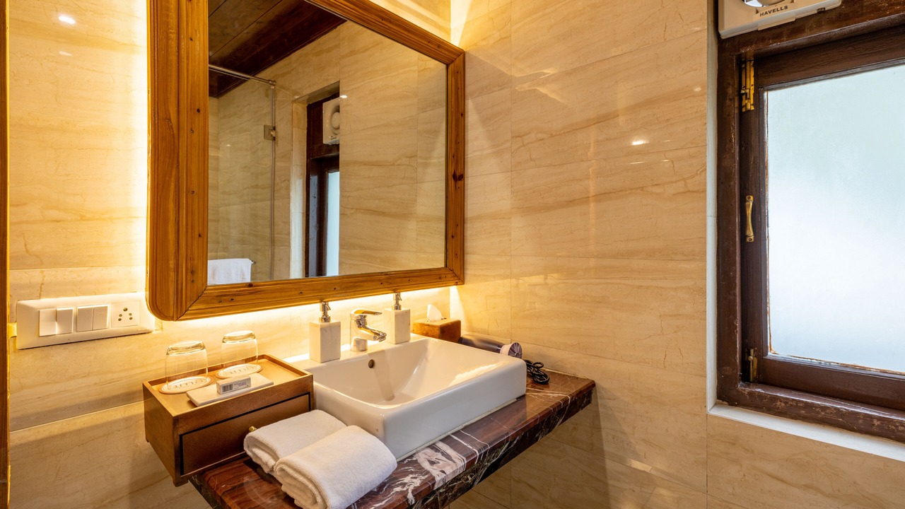 Photo of Bathroom in Raison