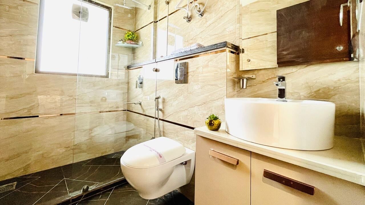 Photo of Bathroom in DLF Phase 3