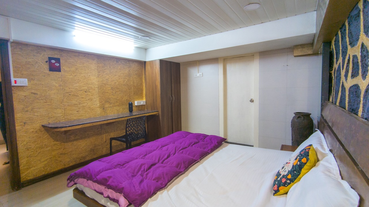 Photo of Bedroom in Arsiwalla Villa