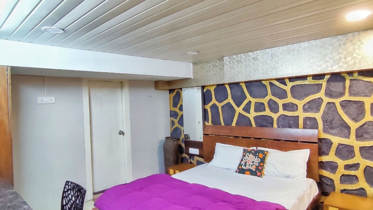 Photo of Bedroom in Arsiwalla Villa
