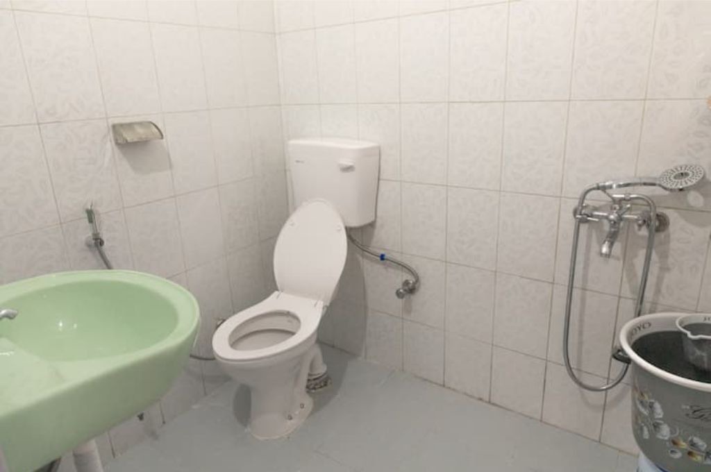 Photo of Bathroom in Kandaghat