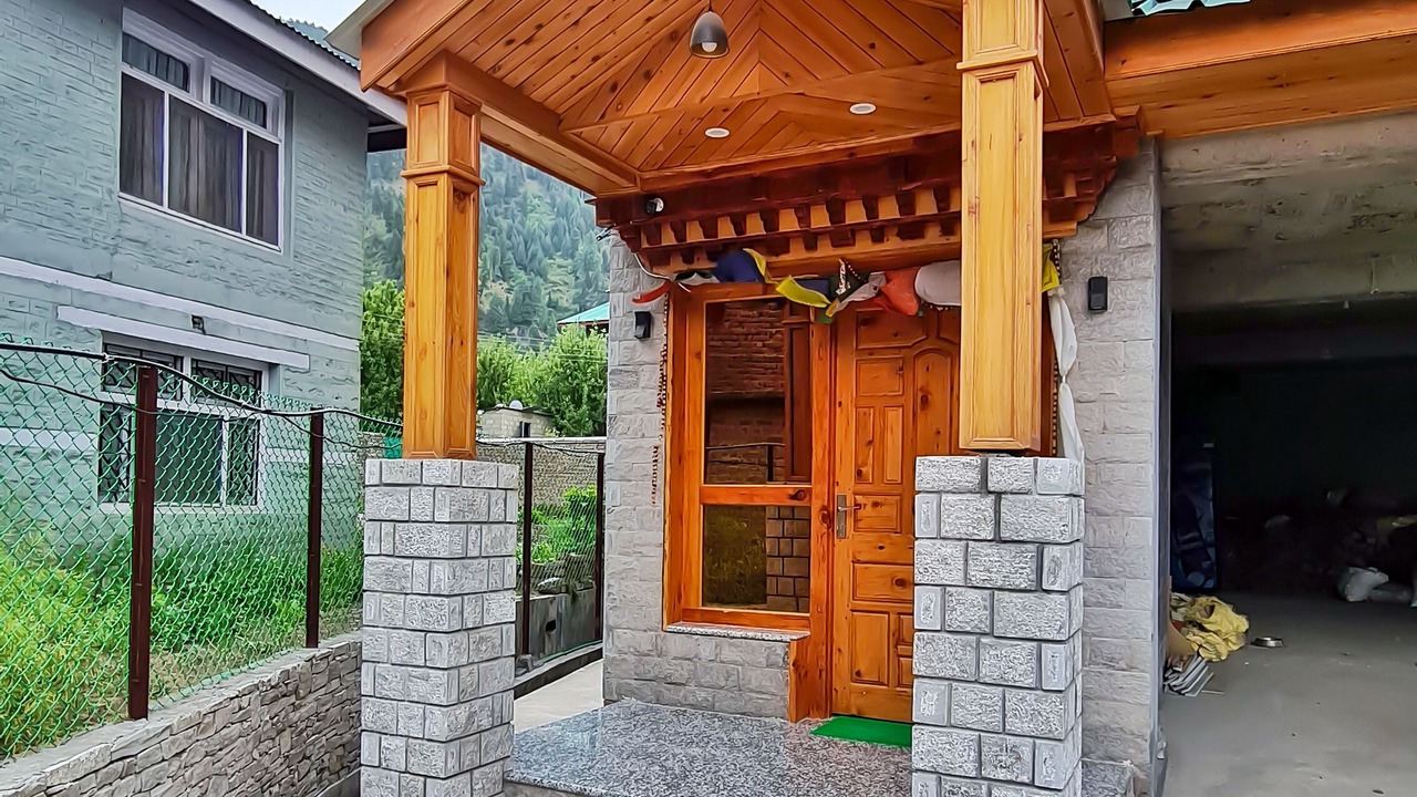Photo of Outdoor in Gadherni