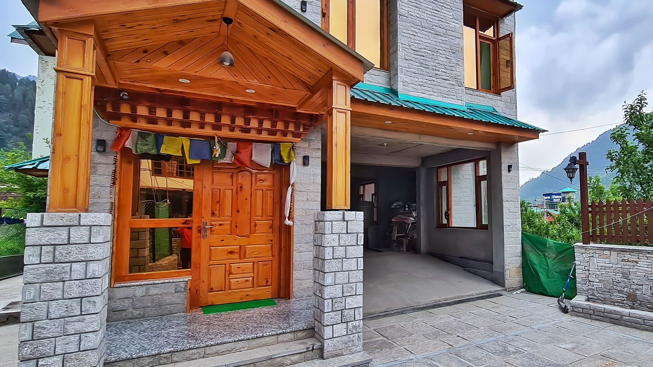 Photo of Outdoor in Gadherni
