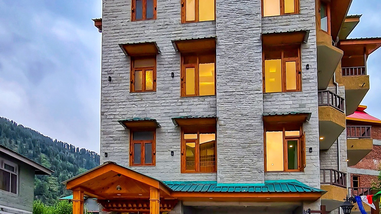 Photo of Outdoor in Gadherni