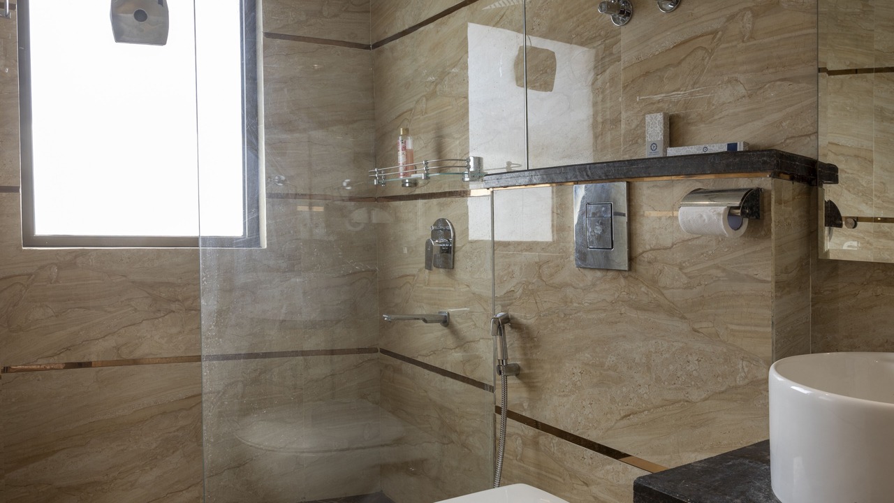 Photo of Bathroom in DLF Phase 3