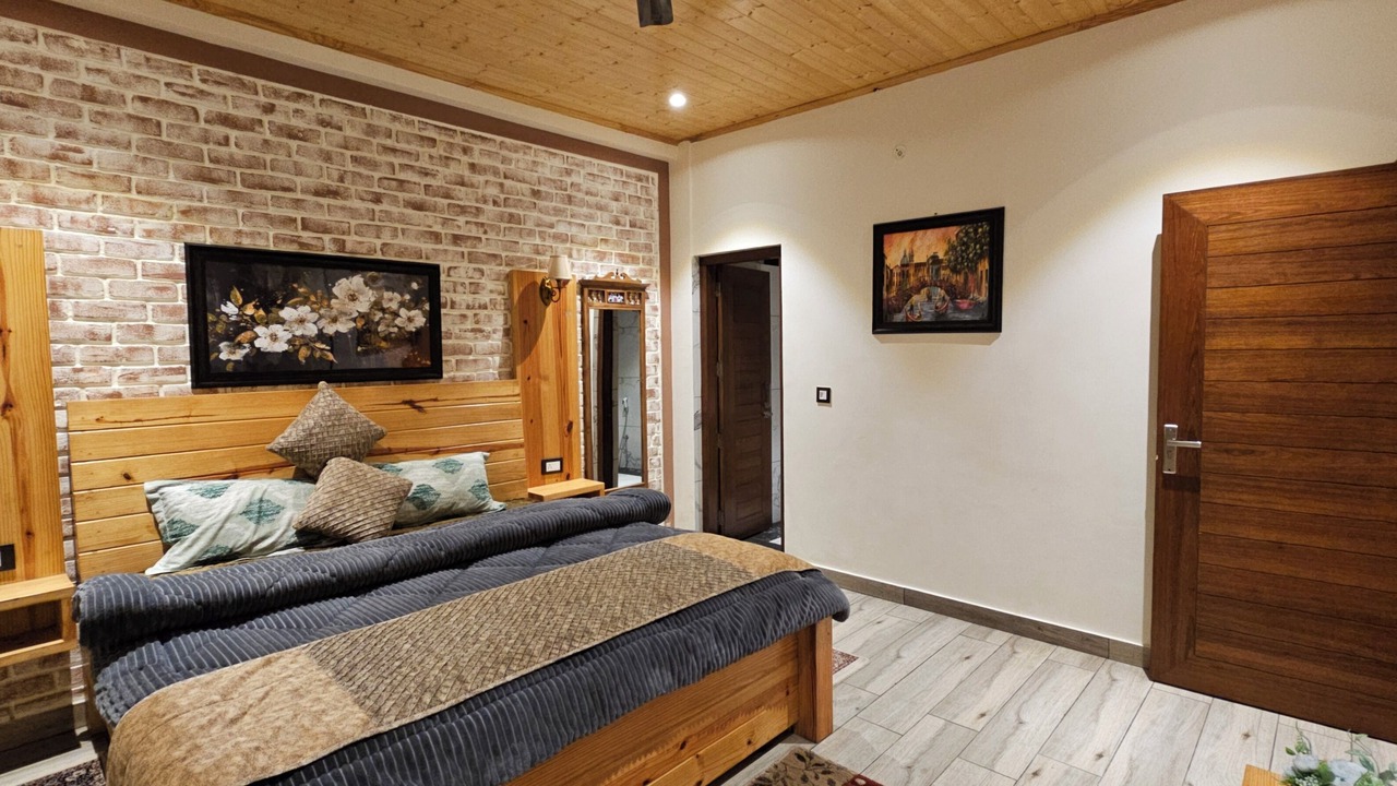 Photo of Bedroom in Tehri