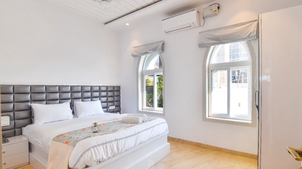 Photo of Bedroom in Aamby Valley City