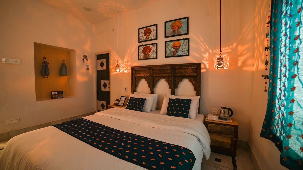 Photo of Bedroom in Amar Sagar Pol