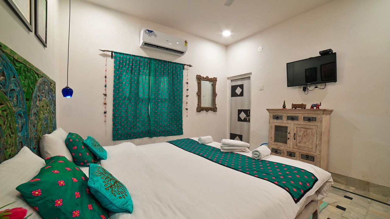 Photo of Bedroom in Amar Sagar Pol