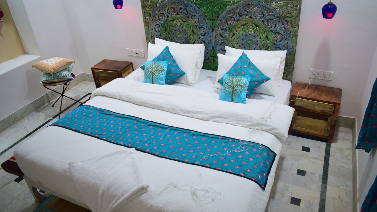 Photo of Bedroom in Amar Sagar Pol