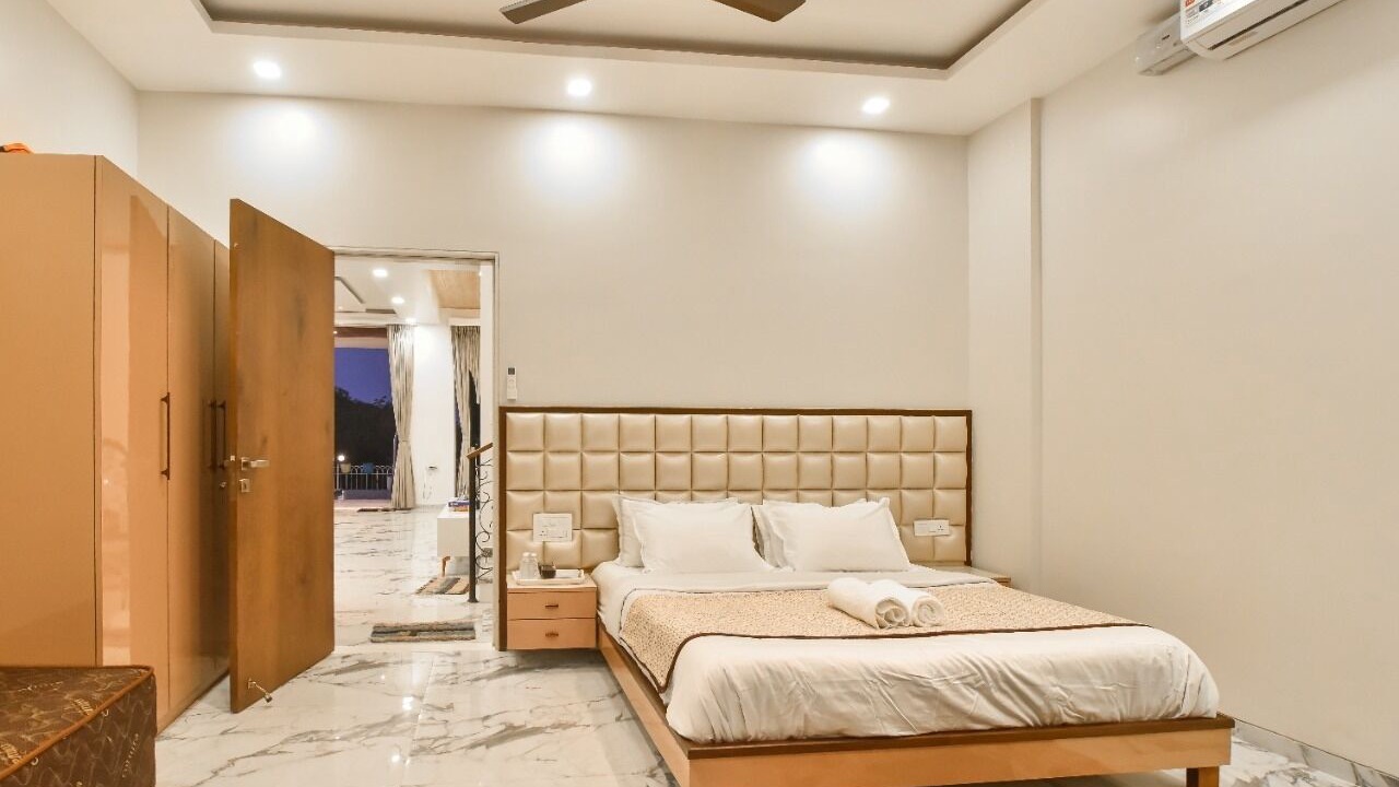 Photo of Bedroom in Aamby Valley City