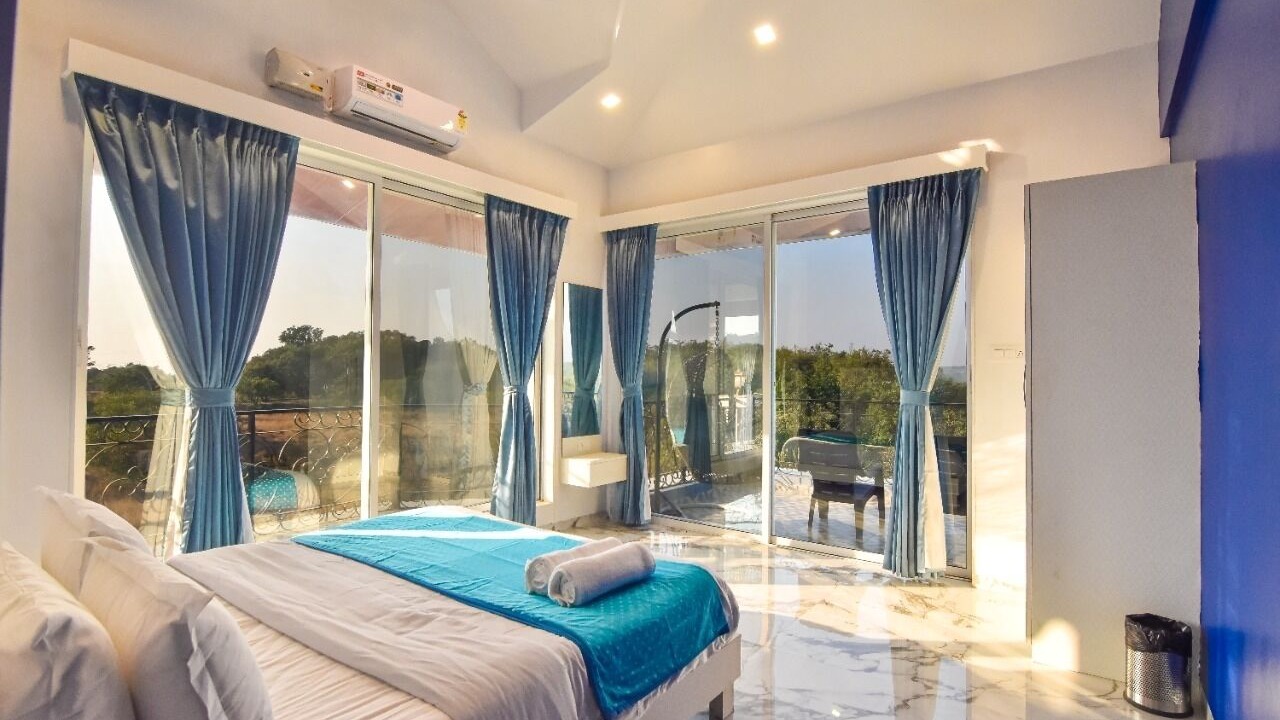 Photo of Bedroom in Aamby Valley City