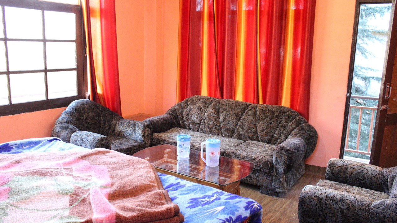 Photo of Livingroom in Manali
