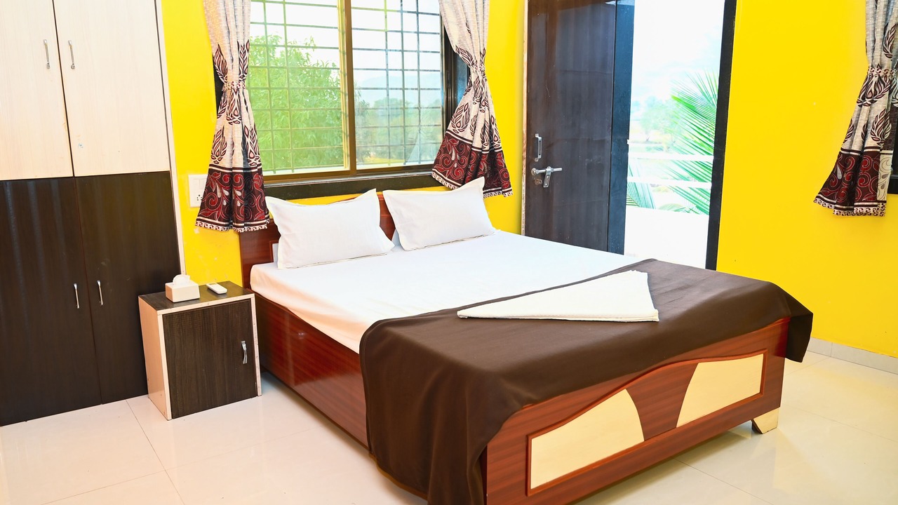 Photo of Bedroom in Lonavala