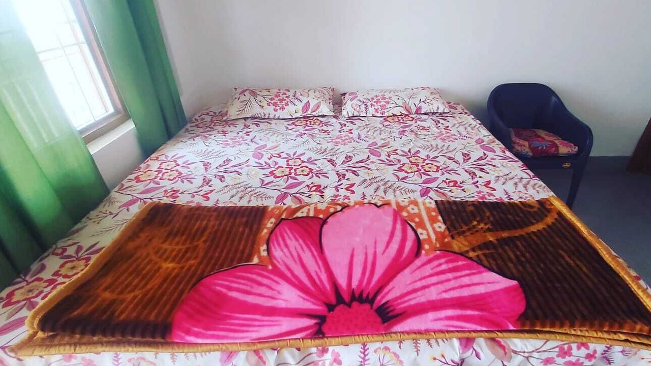 Photo of Bedroom in Naddi