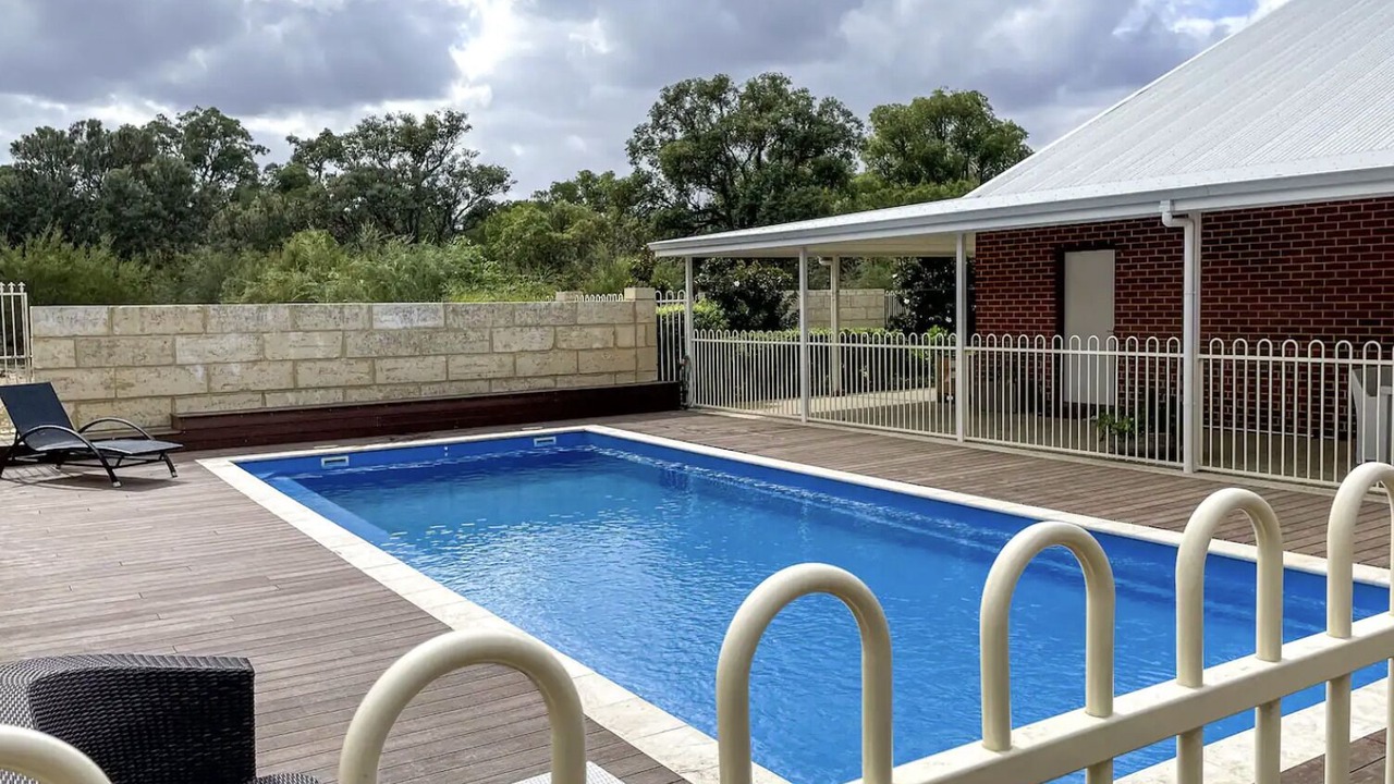 Photo of Outdoor in Lakelands