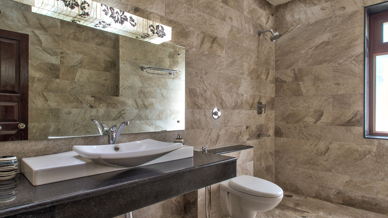 Photo of Bathroom in Gauravaddo