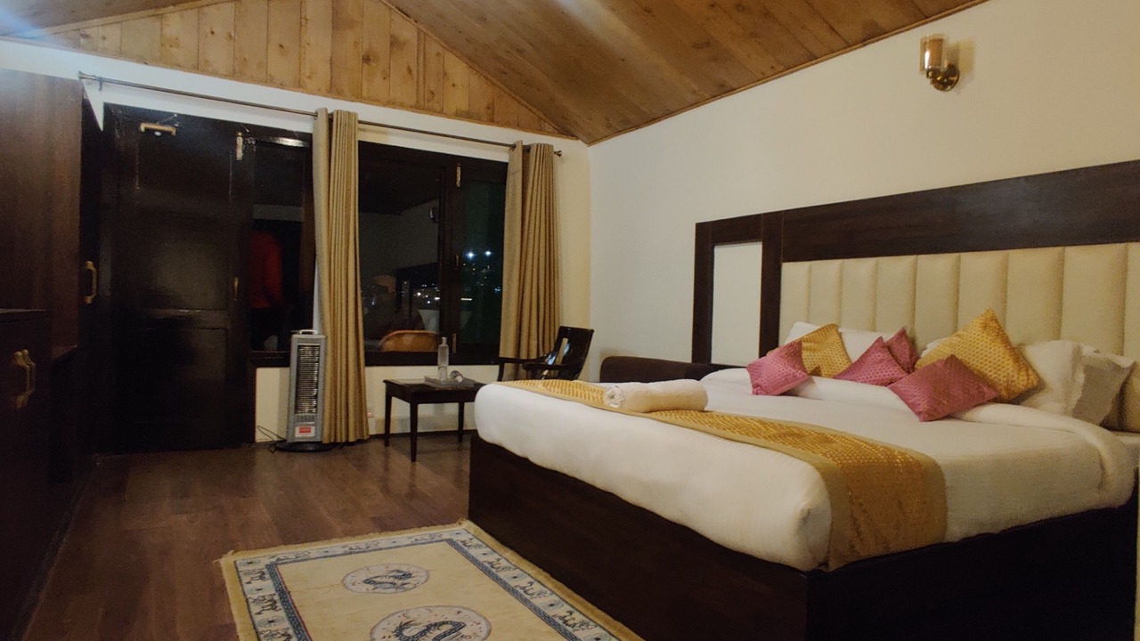 Photo of Bedroom in Simsa Village