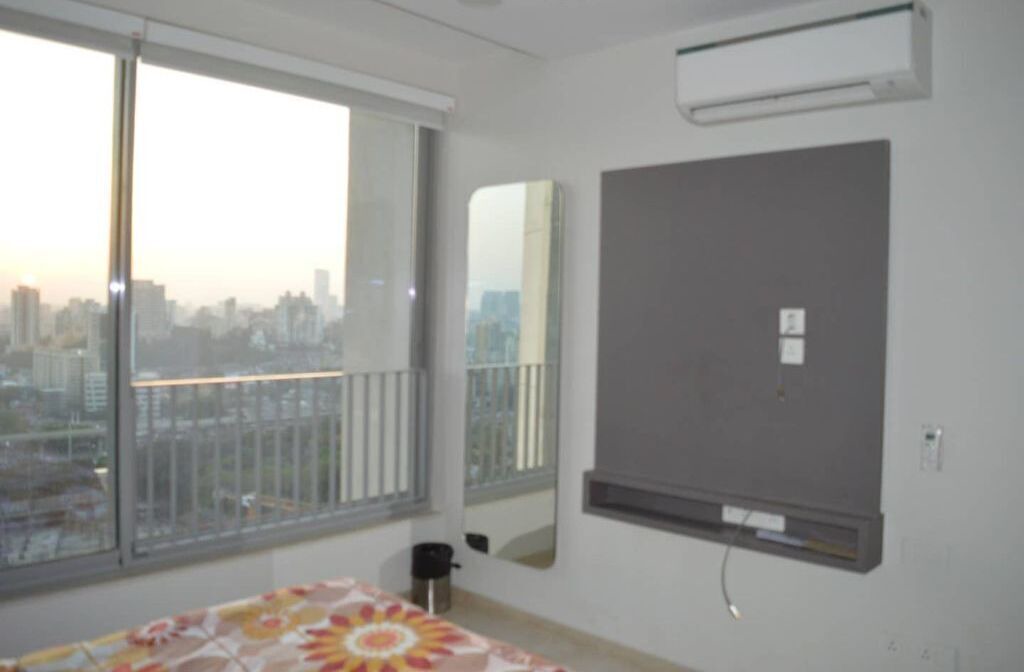 Photo of Bedroom in Malad East