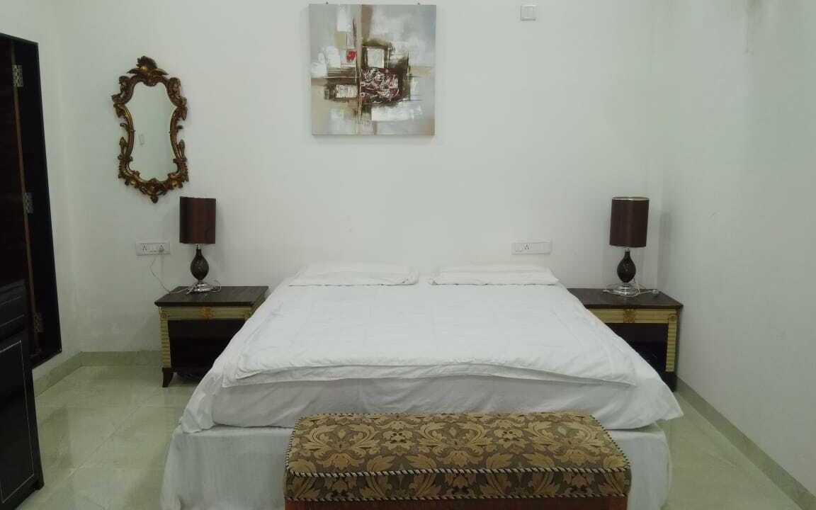 Photo of Bedroom in Aarey Colony