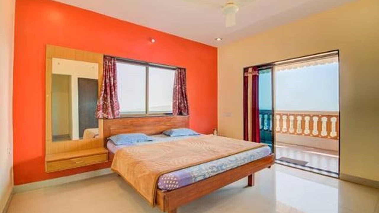 Photo of Bedroom in Mahabaleshwar