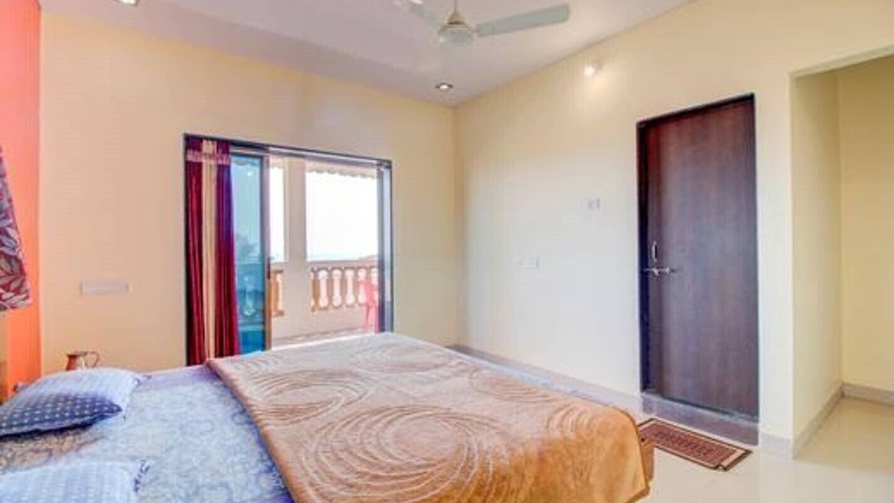 Photo of Bedroom in Mahabaleshwar