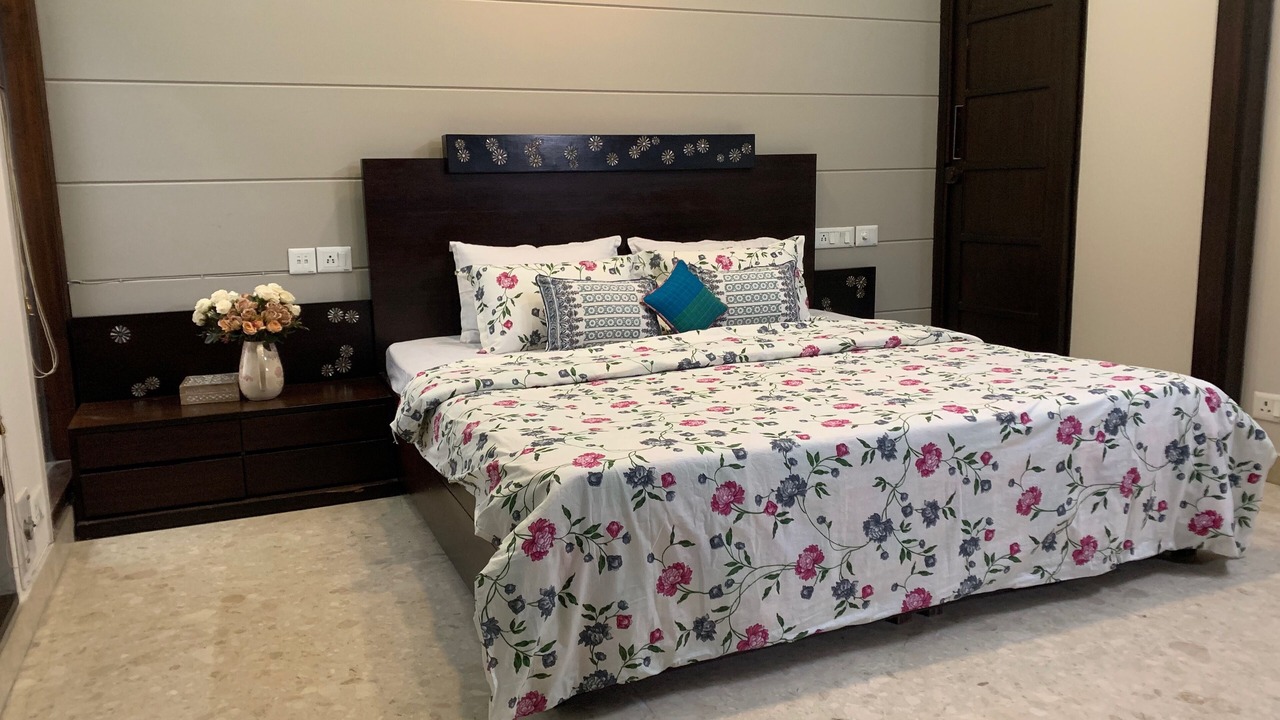 Photo of Bedroom in Chittaranjan