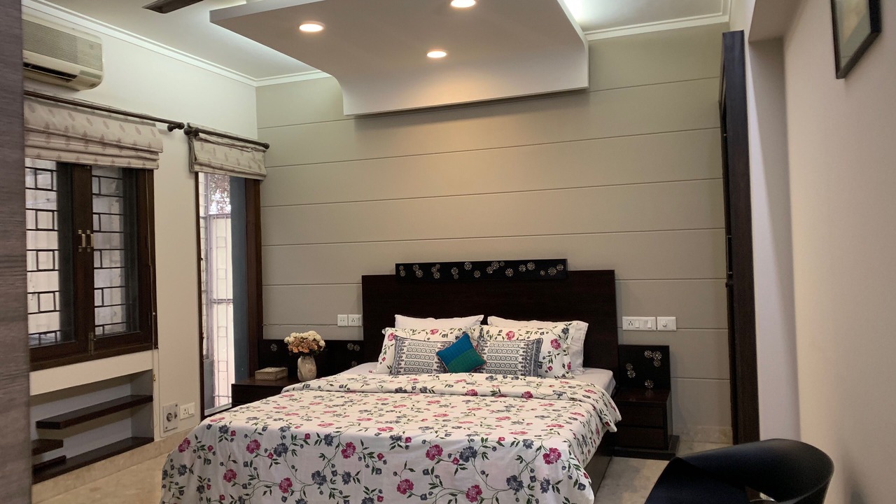 Photo of Bedroom in Chittaranjan