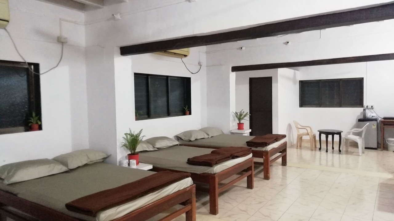 Photo of Bedroom in Manori